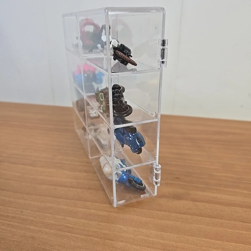 Clear Acrylic Display Case 1:64 Scale‎ Diecast Cars INCLUDING Mix AP of CARS x 8